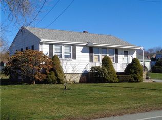 110 Wolcott Ave, Middletown, RI 02842