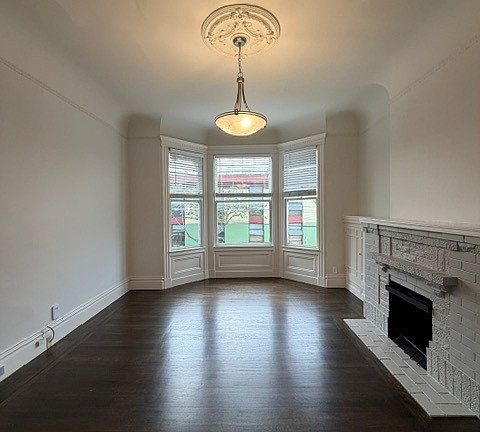 4th image of 2618 25th St #A