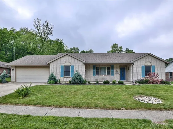 106 Nikki Ln, Lewisburg, OH 45338