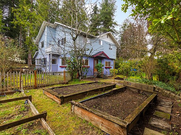 2nd image of 16725 10th Ave NE