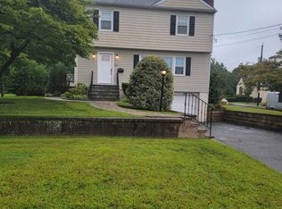 62 Lee Ave, Scarsdale, NY 10583