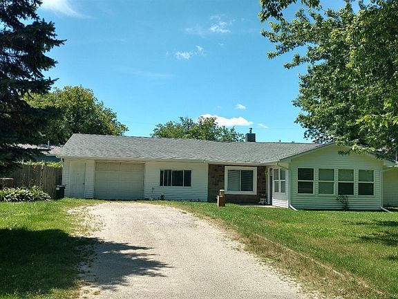 2nd image of 1040 Lasalle Ave