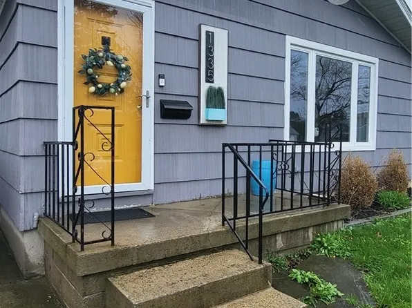 1335 E Park Rd, Grand Island, NY 14072