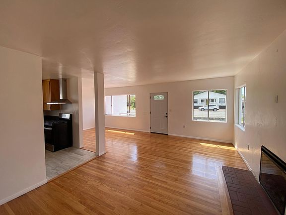 2nd image of 5073 E Mountain View Dr