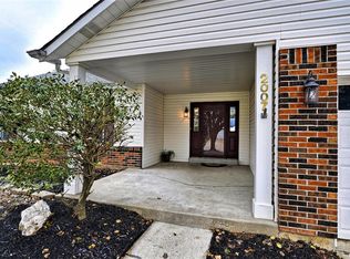 2007 Krause Hill Pl, Florissant, MO 63031
