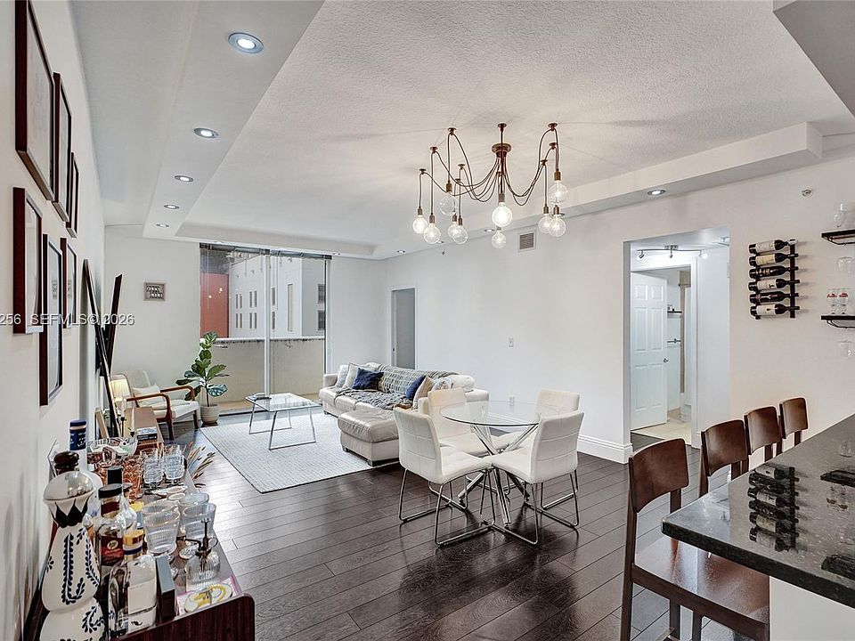 1st image of 2030 S Douglas Rd APT 401