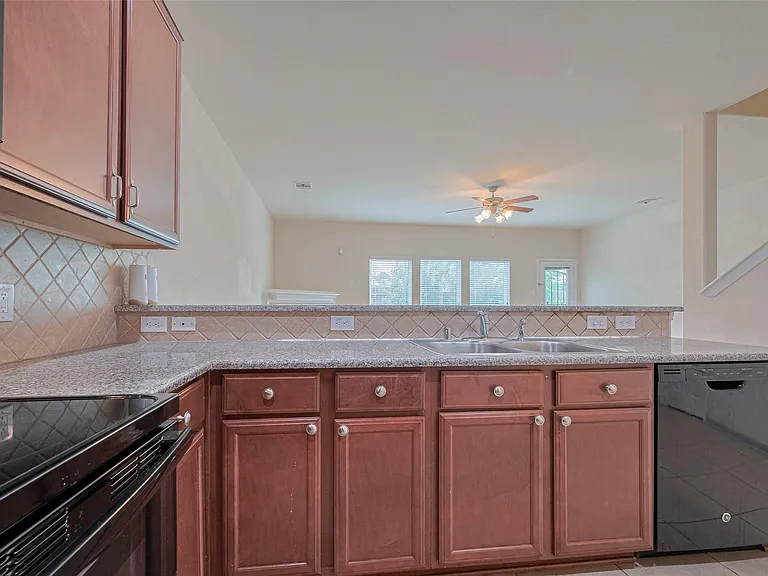 5003 Forest Moss Ct — Photo 21