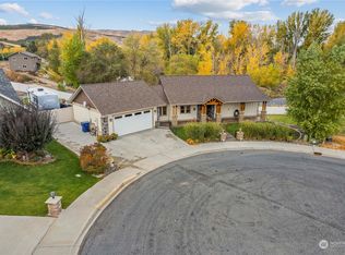 20 Cobb Ct, Malaga, WA 98828