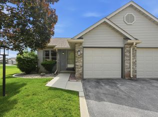 1905 Creekside Ct, Valparaiso, IN 46383