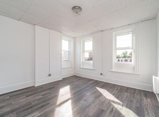 491 Worthington St #2R, Springfield, MA 01105