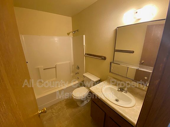 4th image of 3314 Joanna Brunner Dr APT D7