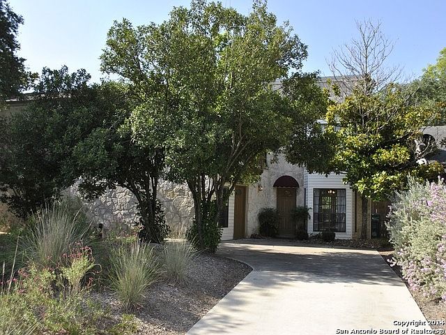 1st image of 107 Bentwood Dr #1