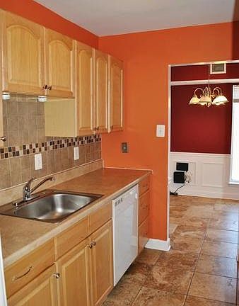 4th image of 11052 Camfield Ct APT 204