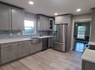 6030 Old Providence Rd, Charlotte, NC 28226
