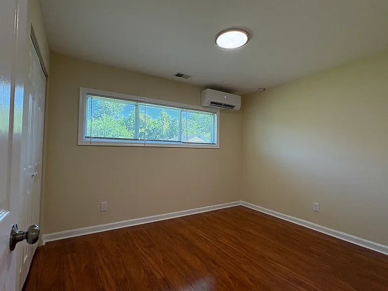 3rd Bedroom w/ Mini Split & Hardwood Floors