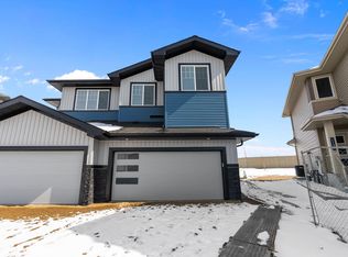 1134 Goldfinch Cres NW, Edmonton, AB T5S0R1