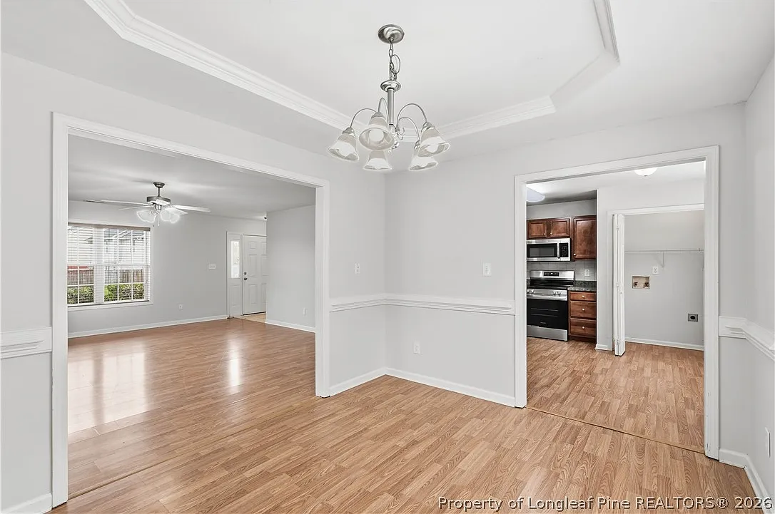 3 bed, 2.5 bath, 1924 sqft, $1,850 — Photo 3
