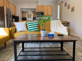 541 Chester St, Oakland, CA 94607