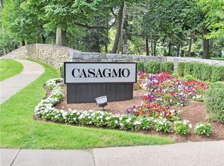 82 Lawson Ln #82, Ridgefield, CT 06877