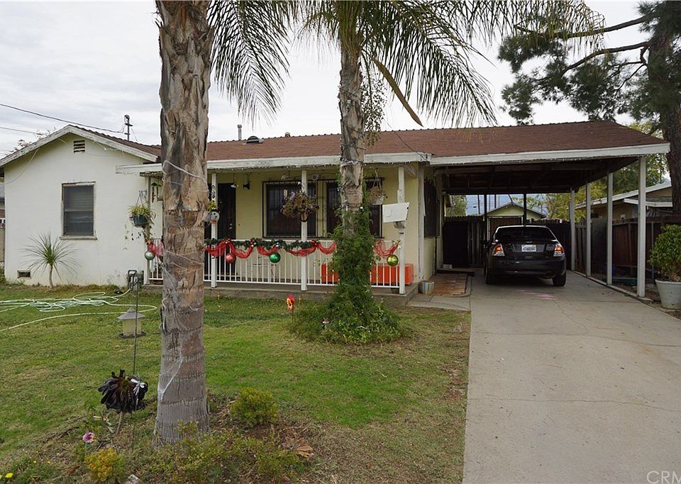 1st image of 835 Woodlawn St