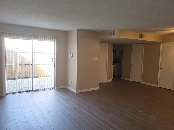 Living/Dining Combo