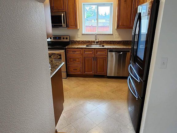 5th image of 21018 61st Ave W
