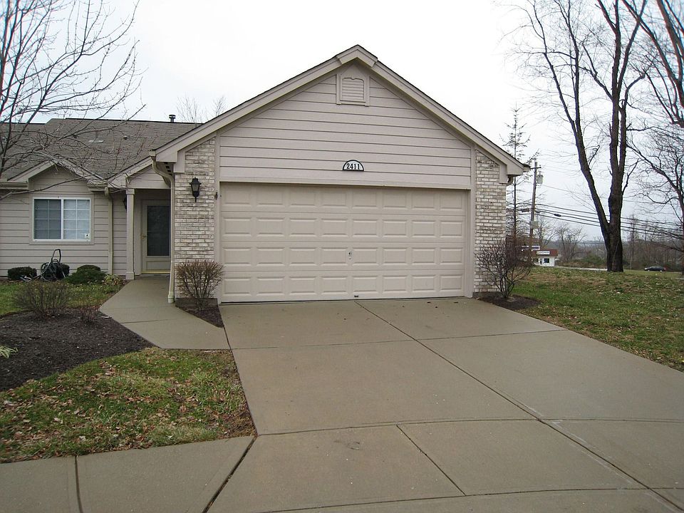 Entrance, Driveway and Garage