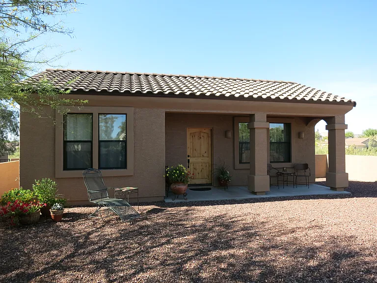 2755 W Palomino Dr #B — Photo 1