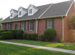 2140 Lake Rd, Greenbrier, TN 37073