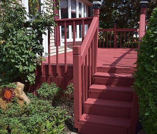 2nd image of 30521 Willow Ln