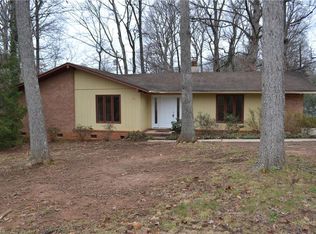 5718 Buddingwood Dr, Greensboro, NC 27409