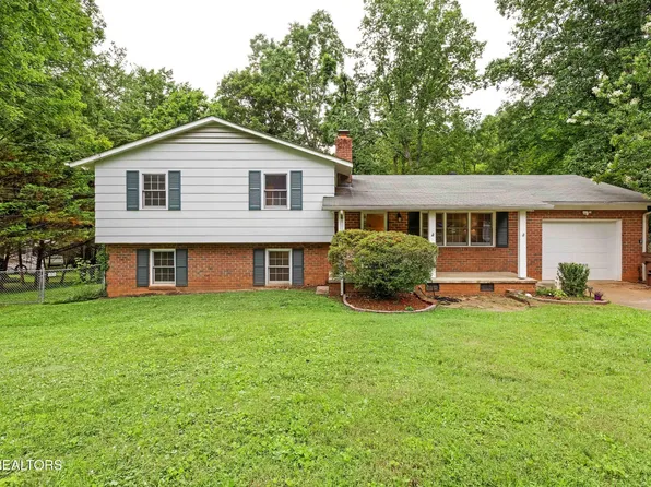 2001 Walnut Hills Dr, Knoxville, TN 37920