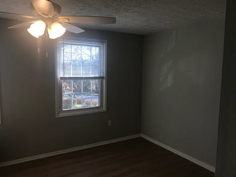 5811 Rowanberry Dr #5811 — Photo 36