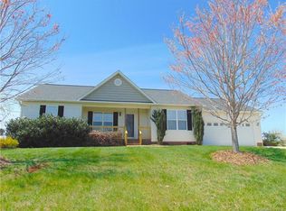306 Doe Ridge Dr, Cleveland, NC 27013