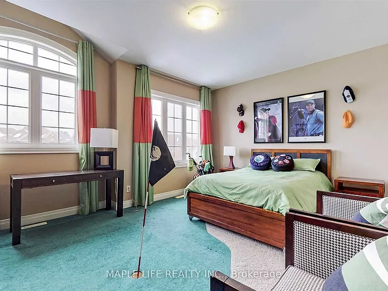 246 Sir Benson Dr — Photo 25
