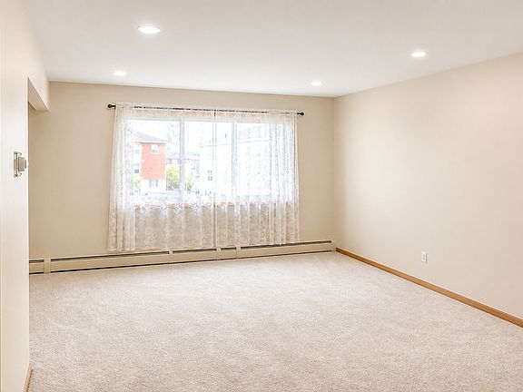 5th image of 8435 W Oak Ave #3