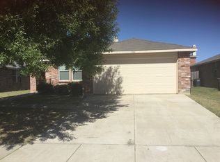 1941 Riverchase Ln, Justin, TX 76247