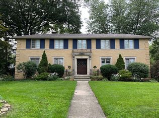 589 Pemberton Rd, Grosse Pointe Park, MI 48230