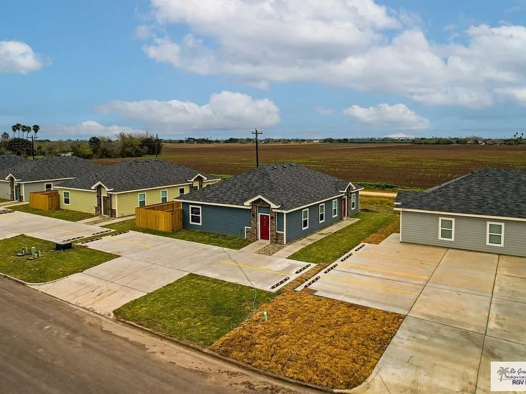 2114 E Valley Cir #B — Photo 16