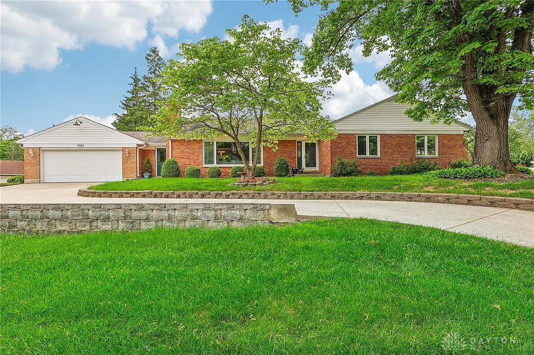 4024 Dogwood Trl photo 1