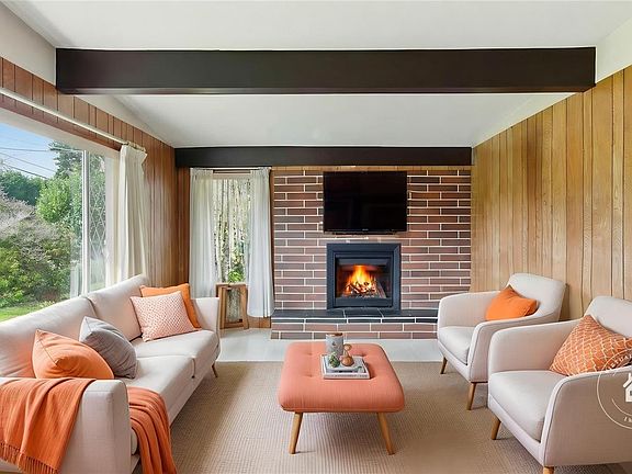 2nd image of 559 Johnstone Rd