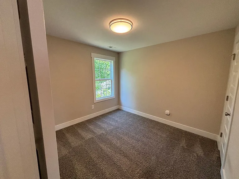 1402 Martin Luther King Jr Ave #B — Photo 7
