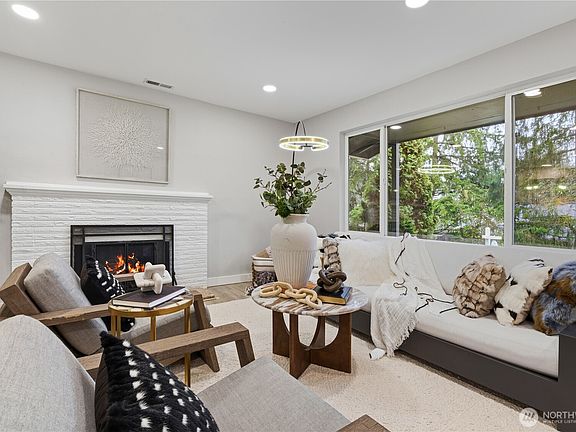 5th image of 9808 S 252nd St