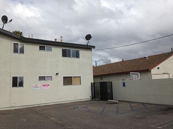 4th image of 5903 Cahuenga Blvd APT 13