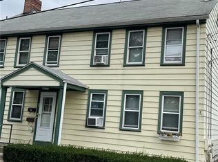 27 Church St, Cranston, RI 02920