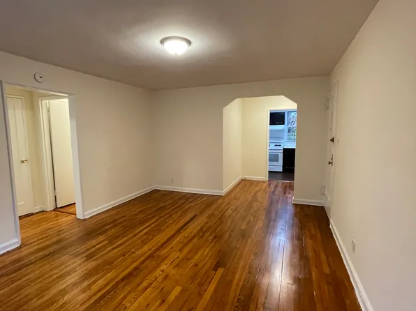 4025 192nd St APT 3, Flushing, NY 11358