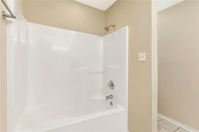 14406 Lake Catherine Dr — Photo 11