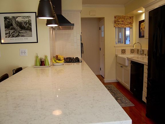 4th image of 5635 Park Manor Dr