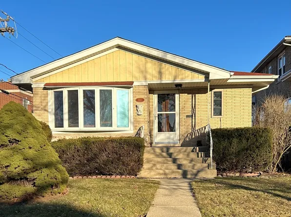 2649 Oak St, Franklin Park, IL 60131
