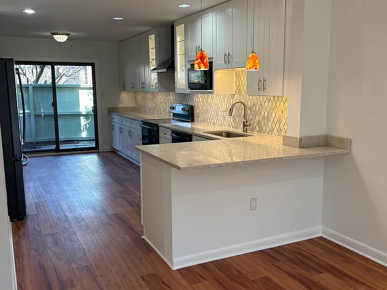2013 Wethersfield Ct — Photo 2